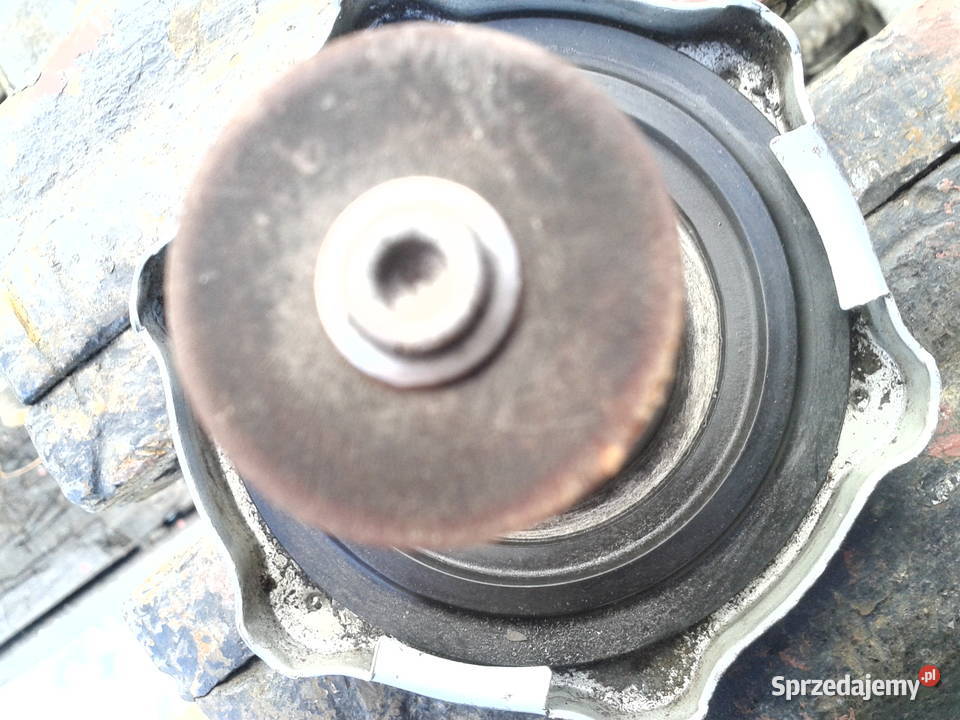 FIAT 126P ORYGINALNY KOREK WLEWU OLEJU małopolskie Kęty