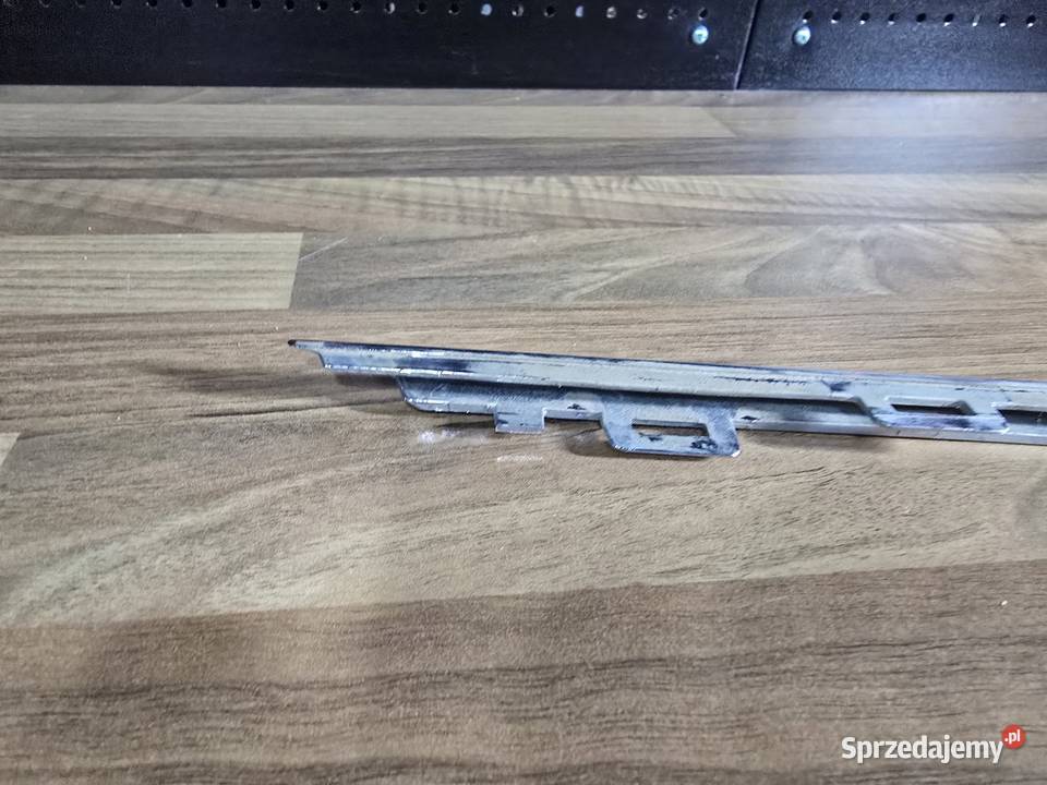 CHROM listwa atrapy grilla VW Tiguan Śrem sprzedam