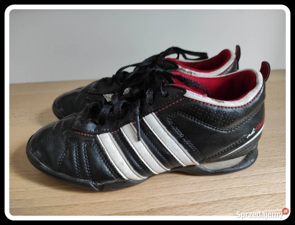 ADIDAS buty sportowe halówki do piłki nożnej 33 Płock