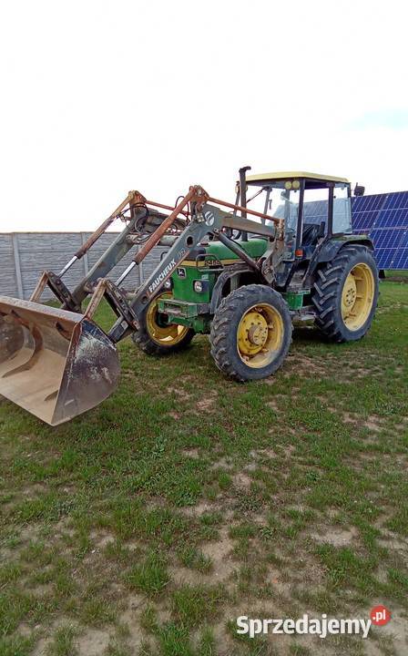 Sprzedam John Deere 2450 4x4 z ładowaczem