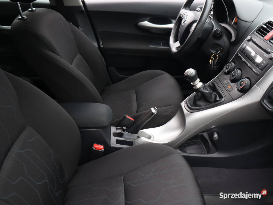Toyota Auris 13 Dual VVTi sprzedam