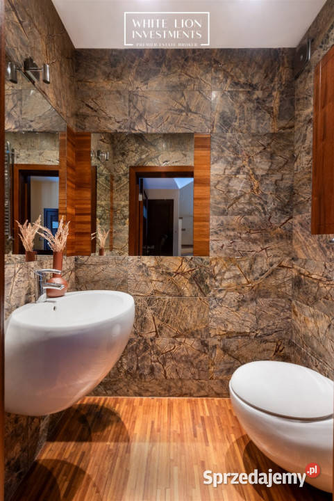 sprzedaży domu bliźniaka Magdalenka 212m2