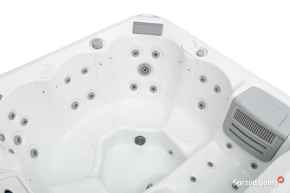 Wanna spa jacuzzi ogrodowe Tebas LuxSpa KAMSIA Kielce