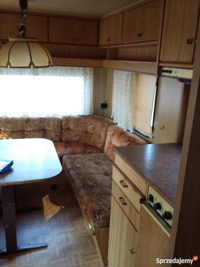 Przyczepa kempingowa wilk de lux stan idealny sprzedam