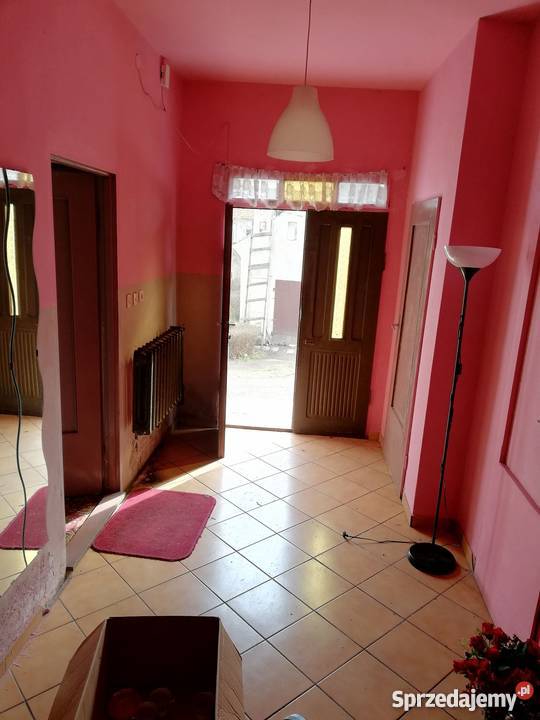 DOM z dużą działka Cierpice koło Strzelina piwnica Strzelin