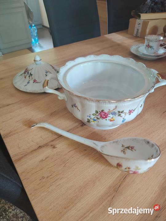 Waza porcelanowa z chochlą Iwona Chodzież Poznań sprzedam
