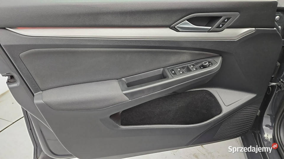 Volkswagen Golf 20 TDI Life Z Polskiego Salonu Warszawa