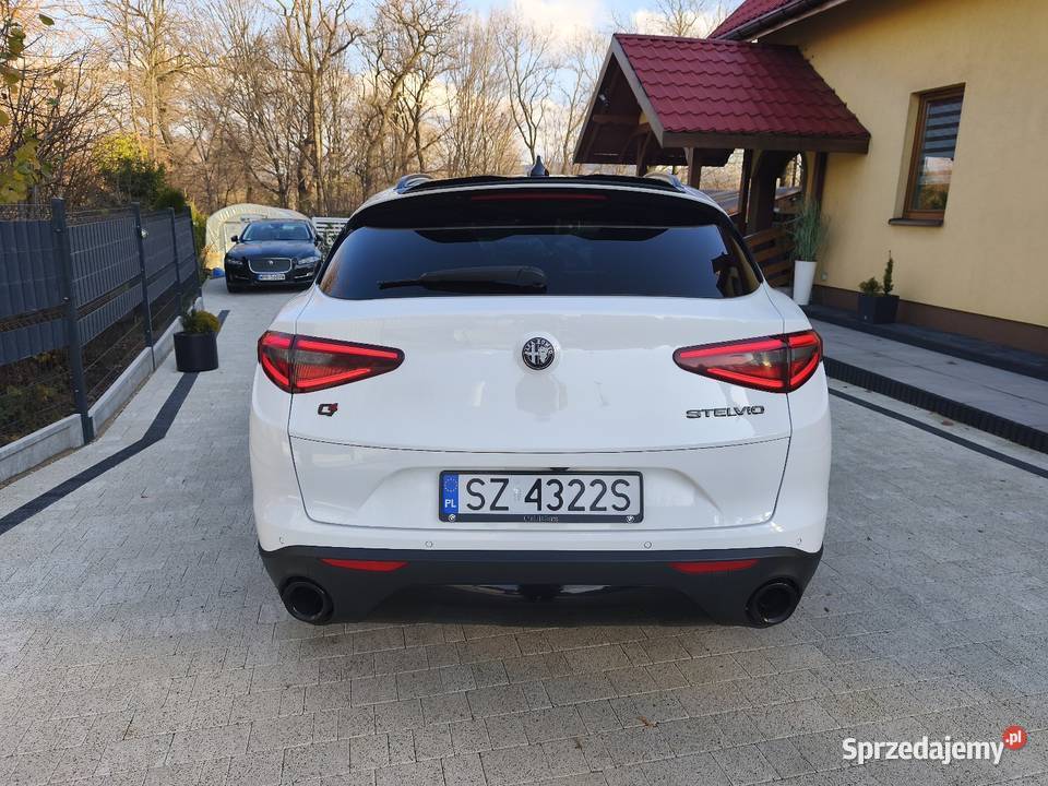 Alfa Romeo Stelvio Veloce Ti Q4 4x4 niski Radziechowy