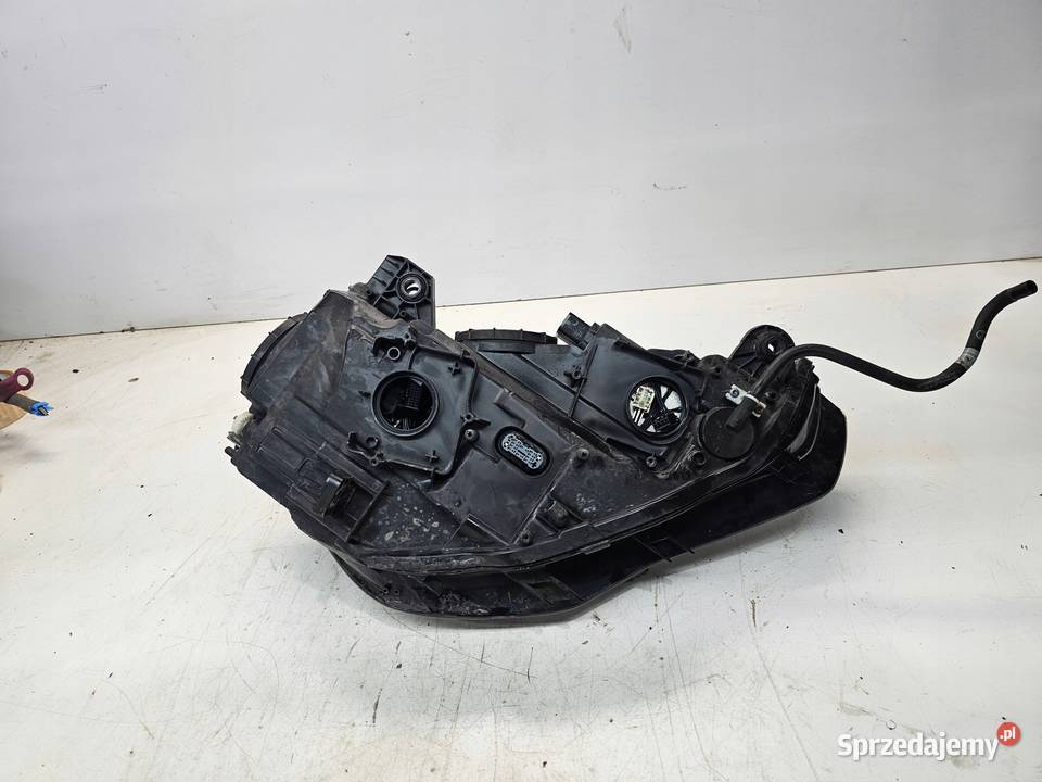 REFLEKTOR XENON LED LEWY AUDI A3 8V 8V0941031A osobowe śląskie sprzedam
