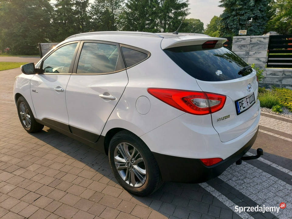 Hyundai ix35 16 benzyna xenon lift grzane fotele biały Drelów sprzedam