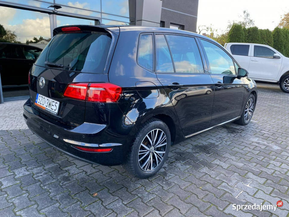 Volkswagen Touran niski przebieg podgrz fot navi Żory