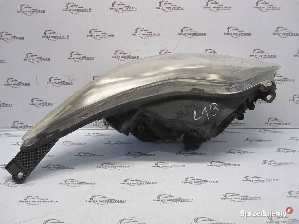FORD FOCUS MK3 III lampa lewa przód BM5113W030