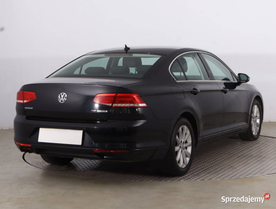 VW Passat 18 TSI Sedan / Limuzyna Passat Piaseczno