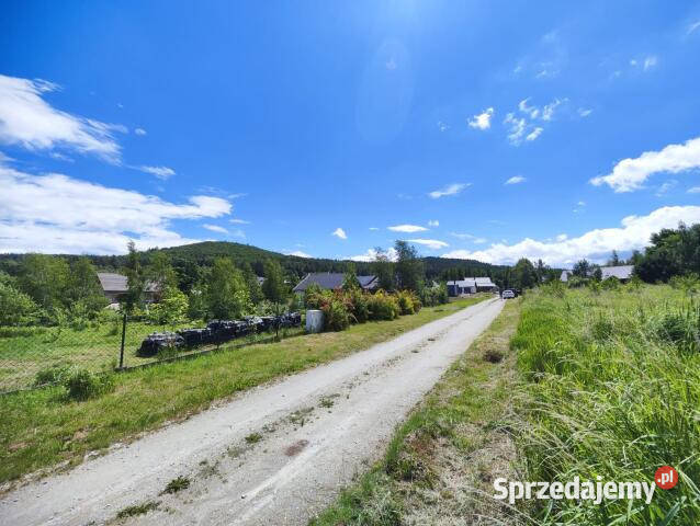 sprzedaży gruntu 1858m2 Sulistrowice