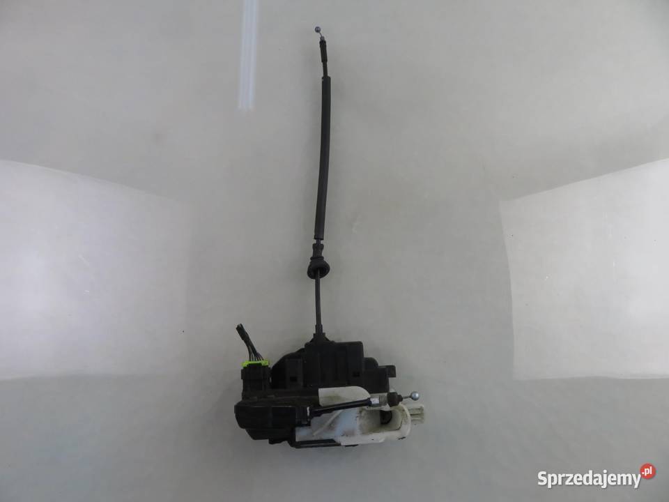 ZAMEK LEWY PRZEDNI KIA CEED I liftback ED