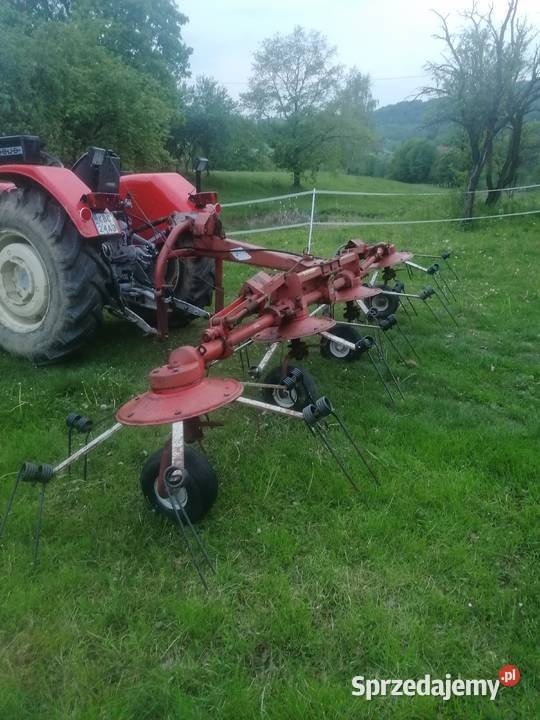 Sprzedam przetsząsarke Zgrabiarki i przetrząsacze Sobolów