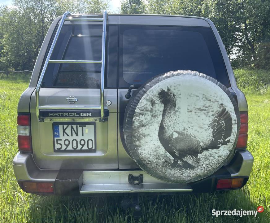 Nissan Patrol GR Y61 skórzana tapicerka Ostrowy Tuszowskie