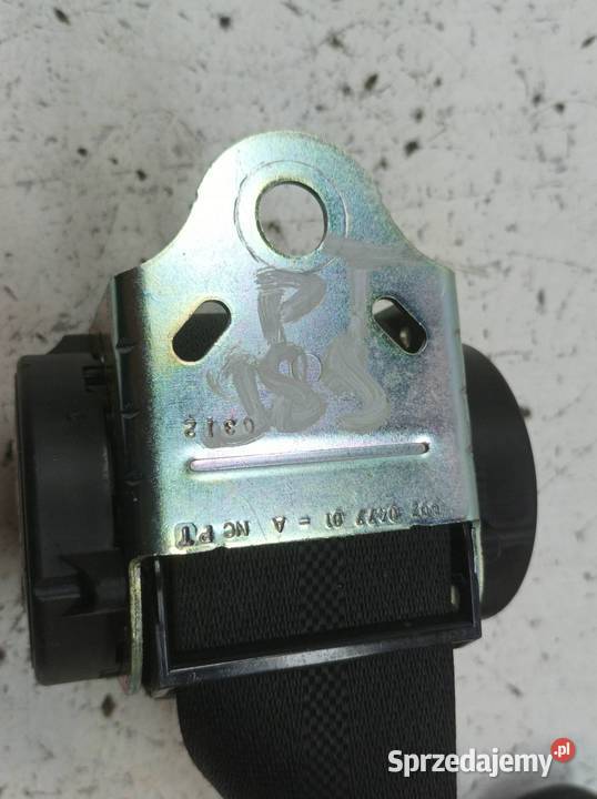 PAS BEZPIECZEŃSTWA PRAWY TYŁ 618557800 Toyota