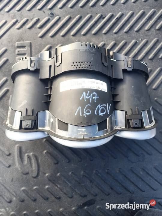 Licznik zegary Alfa Romeo 147 16 16v 735290179 Szczecin