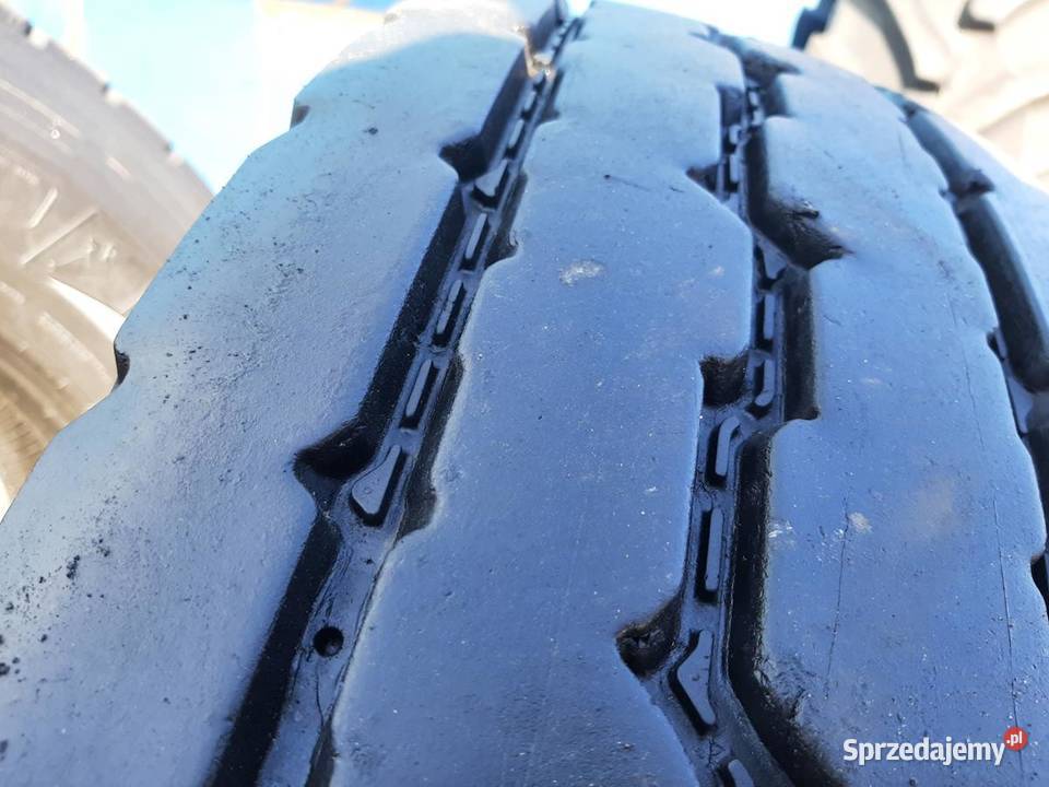2x Opona używana ciężarowa 12R225 GOODYEAR 400 Zaścianki