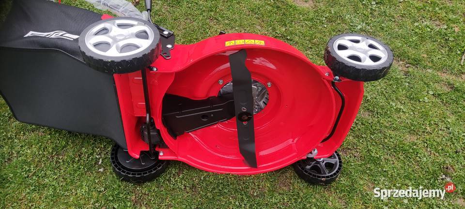 kosiarka spalinowa z napędem nowa Dębica