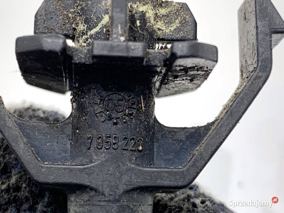 SPRYSKIWACZ REFLEKTORA LEWY PRZÓD BMW E64