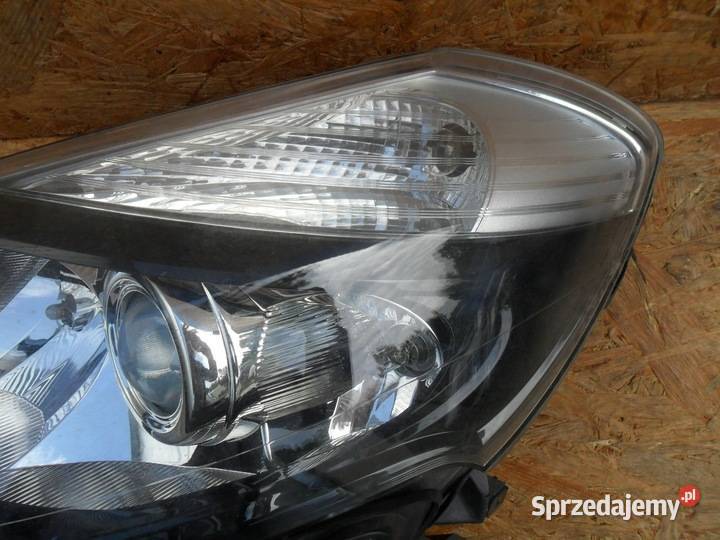LAMPA LEWY PRZÓD RENAULT CLIO III 8200775869 Nowy Tomyśl
