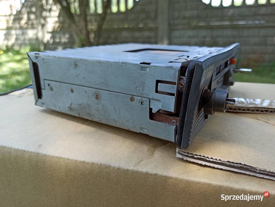 Radio kaseciak AR8240 do starego samochodu Ostrów Wielkopolski