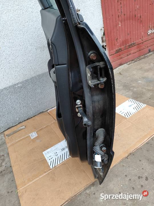 Honda Civic VIII 5D UFO drzwi lewe tył NH731P części blacharskie małopolskie Klucze