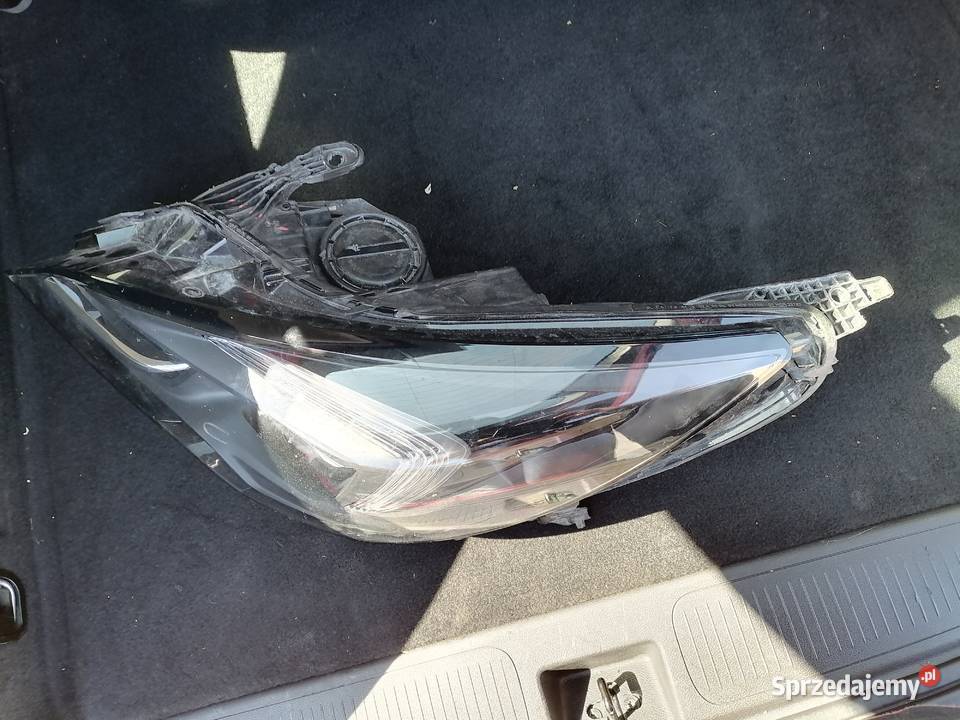 reflektor lampa lewa opel astra k lift Władysławowo
