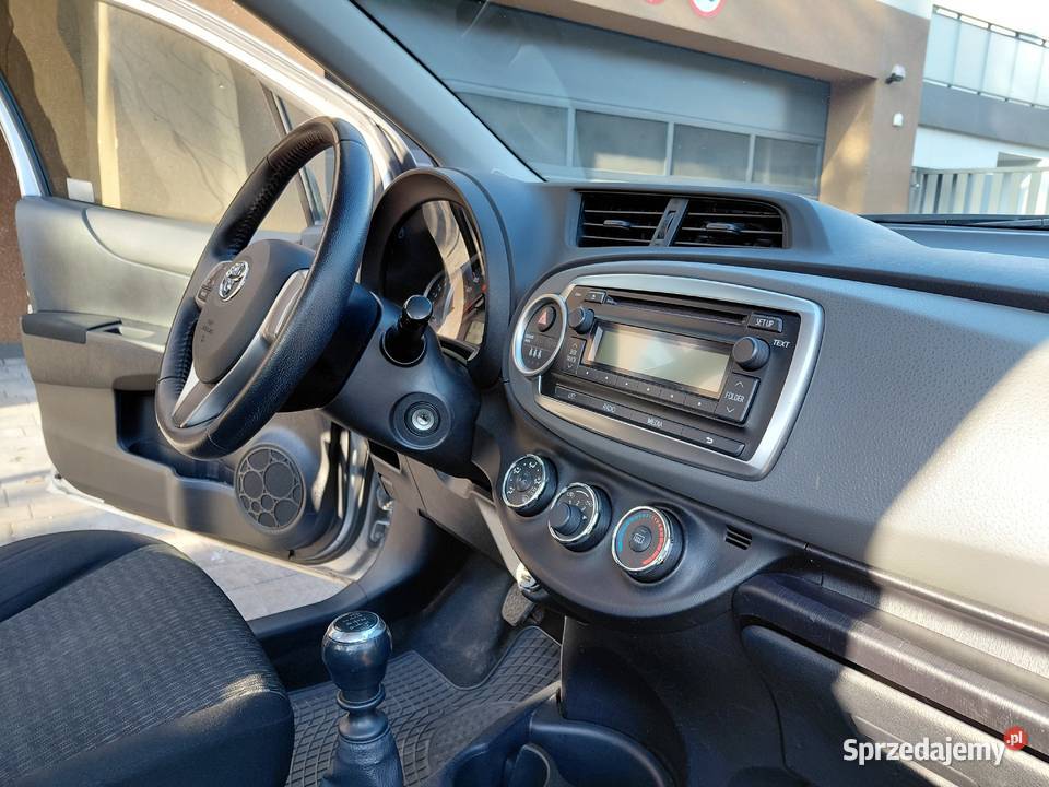 13 Benzyna Polski Salon 2014r 198000km