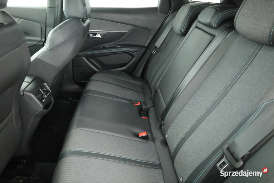 Peugeot 3008 12 PureTech mazowieckie