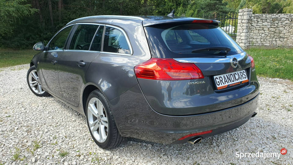 Opel Insignia 16T 180 Sports Tourer NAVI Skóra podgrzewane fotele Chmielnik sprzedam