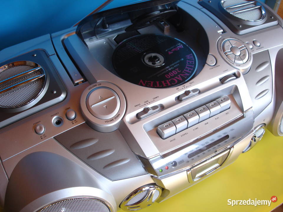 Radiomagnetofon z CD ELTA 6925