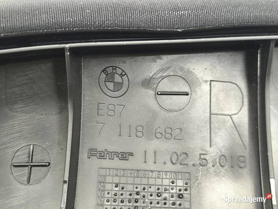 BOCZEK KANAPY PRAWY TYŁ BMW 1 E87 E81 LIFT