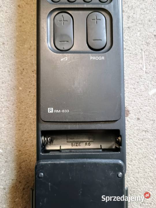 Piloty marki Sony i inne Wągrowiec sprzedam