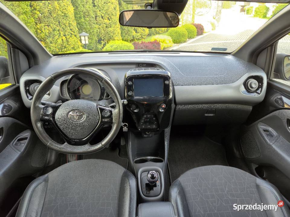 Aygo BLAC EDITION Salon Polska 2021 Kamera Radar benzyna podkarpackie Krosno