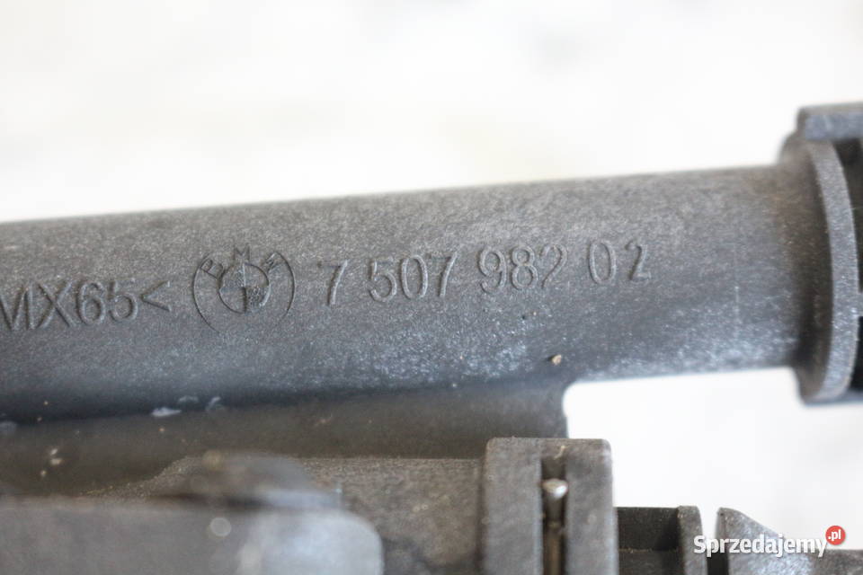 BMW 7 E65 ŁĄCZNIK ROZDZIELACZ KRÓCIEC CHŁODNICY Układ chłodzenia Prochowice