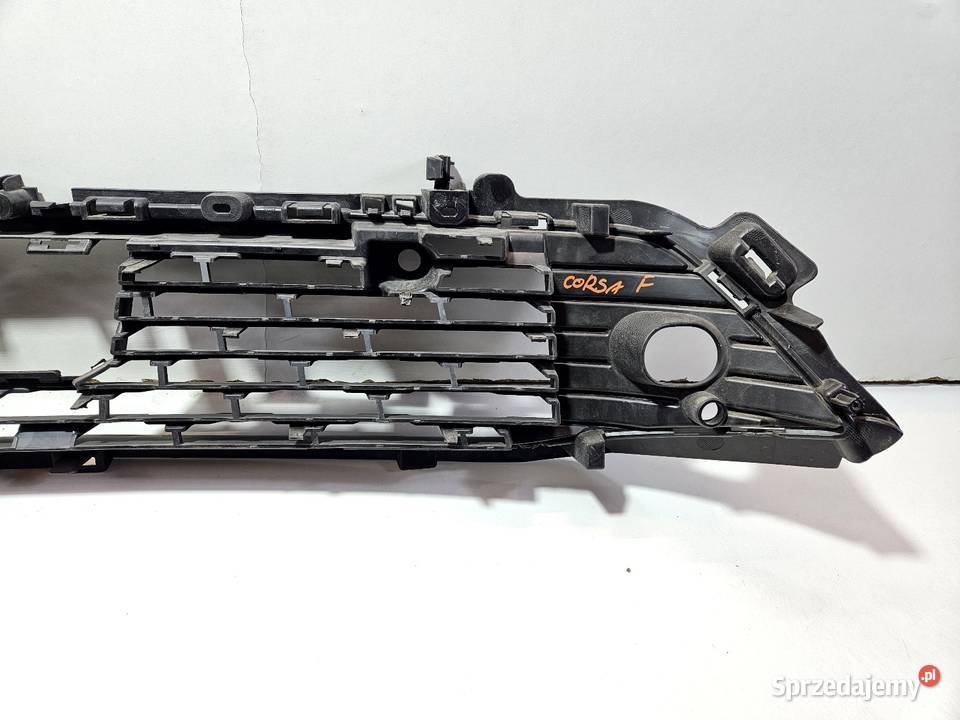 OPEL CORSA F KRATKA ŚRODKOWA ZDERZAKA PRZÓD Międzychód