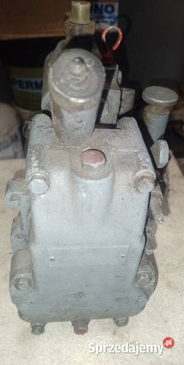 Pompa wtryskowa Ursus C330 C328 Krosno Odrzańskie