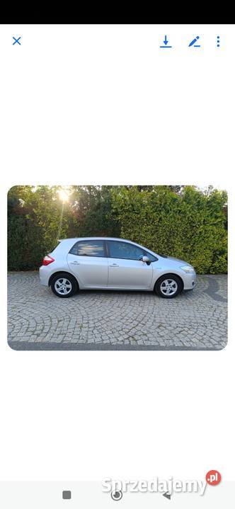 Toyota Auris hybrid 18 2010 r automatyczna Samochody osobowe Białystok