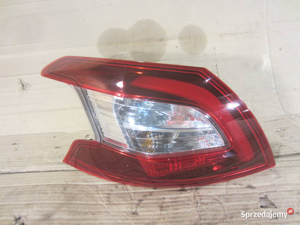 Lampa lewa tył tylna Peugeot 308 2013 HB osobowe zachodniopomorskie Szczecin