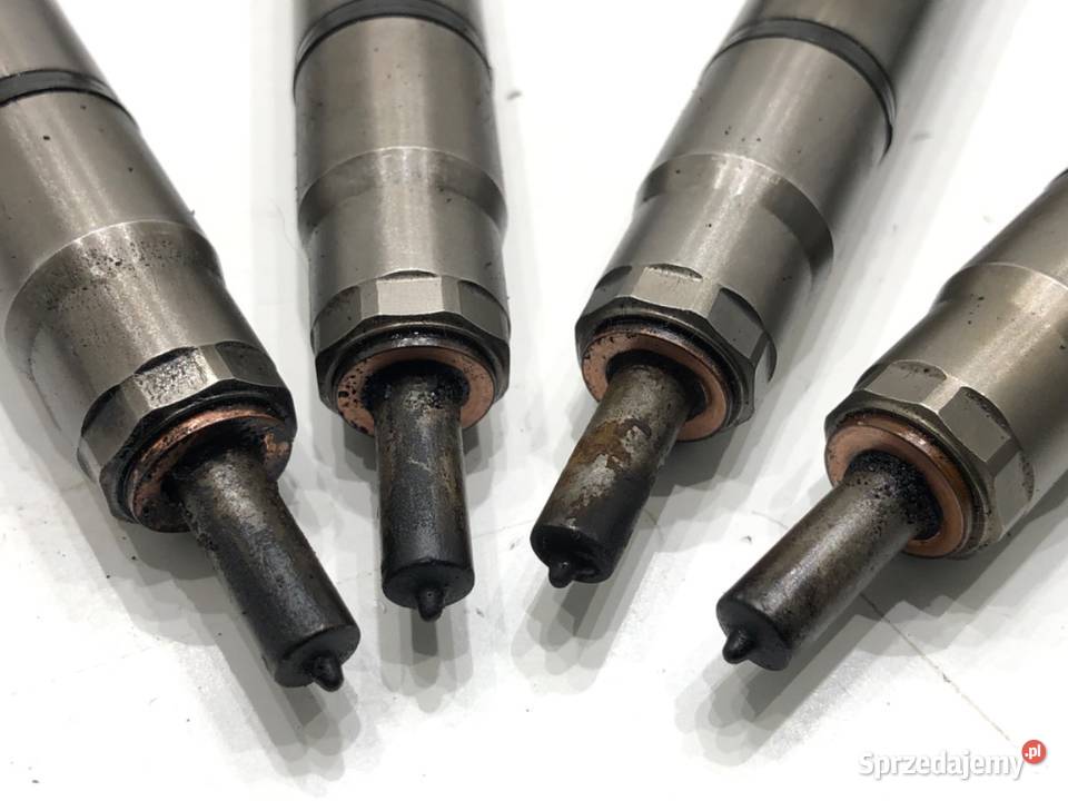 WTRYSKIWACZE KOMPLET HYUNDAI i40 0445110411 17