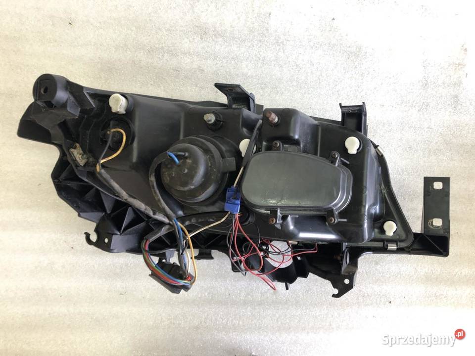 LAMPA LEWY PRZÓD BMW E90 E91 SONAR EU PRZED LIFT sprzedam