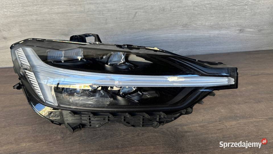 VOLVO XC60 II LIFT LAMPA PRZÓD PRZEDNIA PRAWA osobowe lubuskie Gorzów Wielkopolski