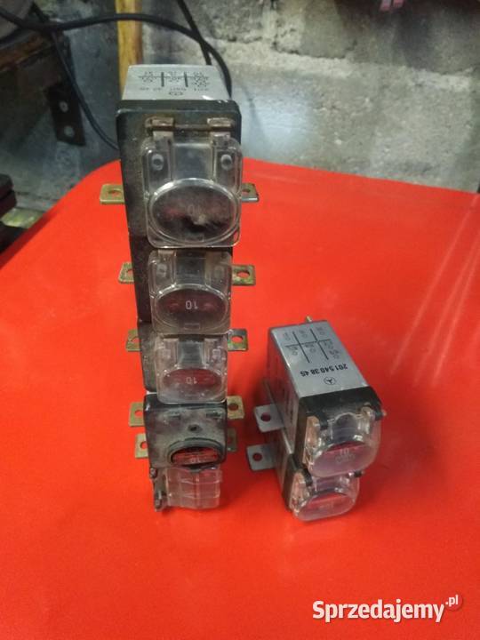 Przekaźnik przepięciowy ABS Mercedes W124 W126 sprzedam