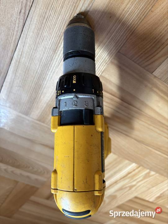 Wiertarkowkrętarka Dewalt DW980