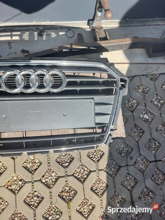 AUDI A1 2015 ATRAPA GRILL ŚRODKOWY CHŁODNICY pomorskie