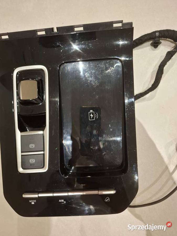 chery tiggo 7 Pro 2022 kokpit lewarek ładowarka