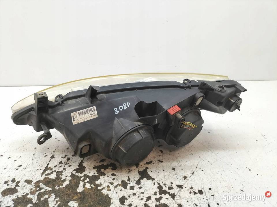 LAMPA PRZÓD PRAWA EU 9641615680 Peugeot 307 I